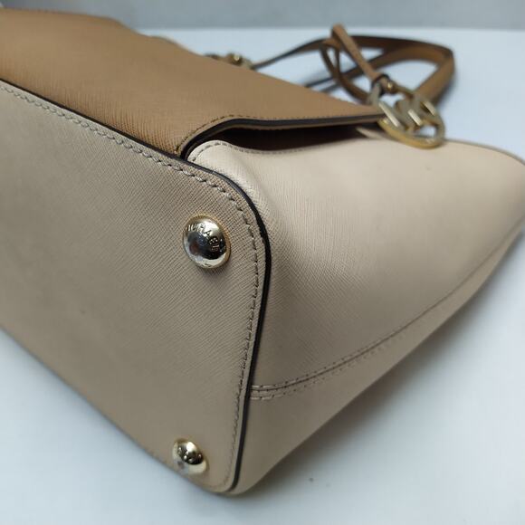 Michael Kors Jet Set Beige Leather Double Handles Tote Shoulder Bag - Picture 8 of 16